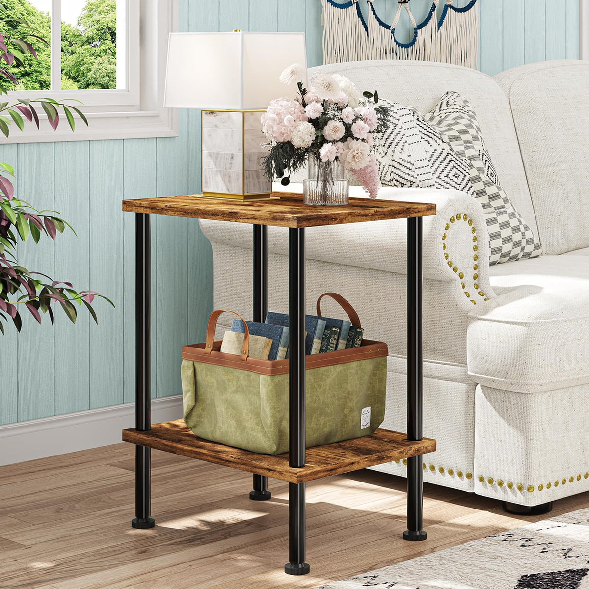 Simple Trending side table includes tools and instructions for assembly