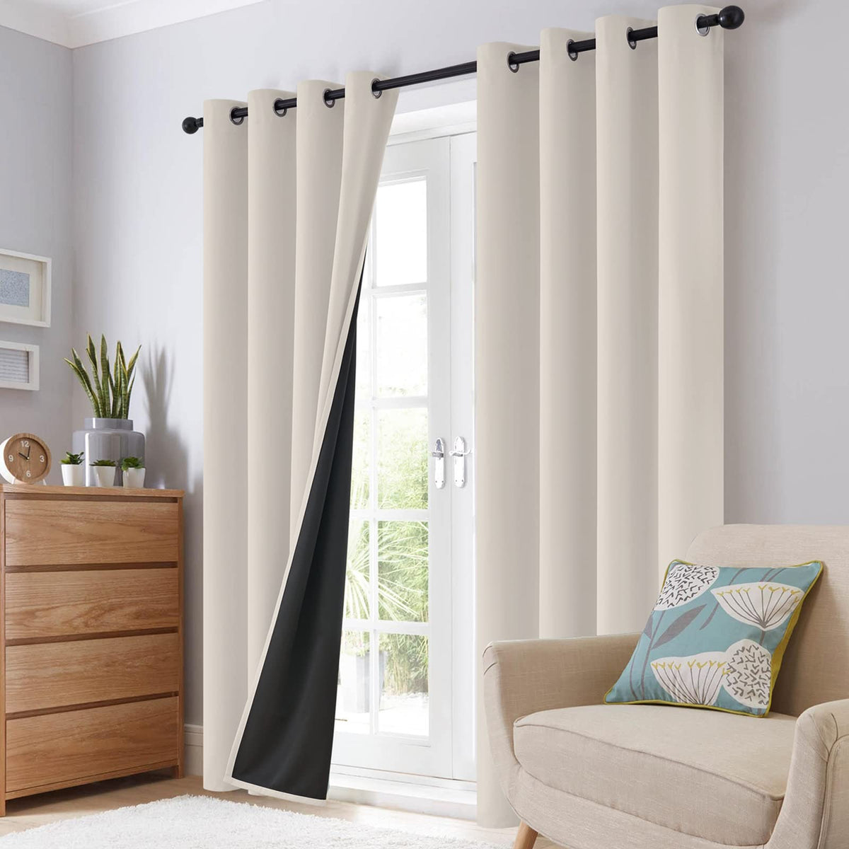 SimpleHome 52x63 curtain set supports living room privacy and energy efficiency