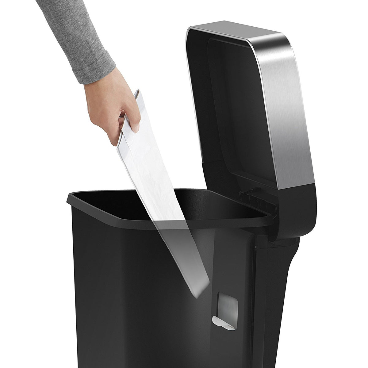 simplehuman lid-shox close mechanism for quiet operation in kitchen