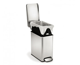 simplehuman non-slip base keeps the can steady on floors