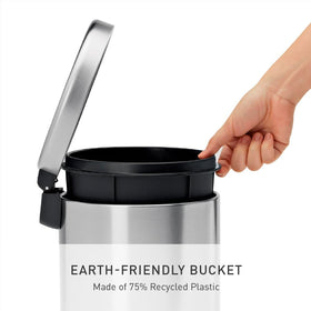 Simplehuman round step can 4.5L removable inner bucket for easy disposal and cleaning