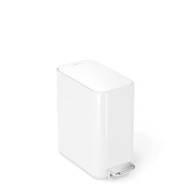 simplehuman Slim Step Can 5L front view highlights space-saving design ideal for compact bathrooms.