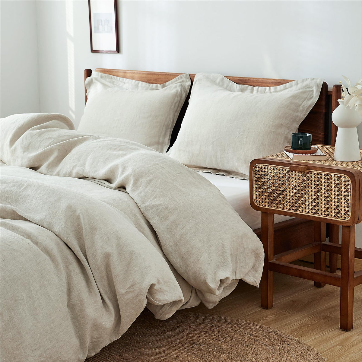 Simple&Opulence king duvet cover close-up reveals soft French flax texture for breathable comfort