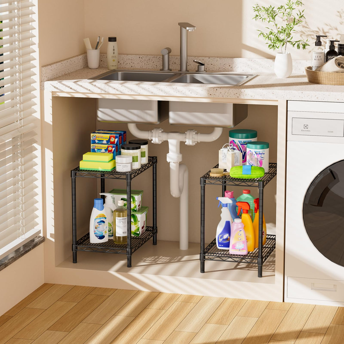SINGAYE bathroom storage shelf helps keep essentials within easy reach