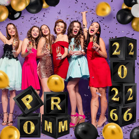 Sinmoe graduation photo booth props elevate memories with festive flair.