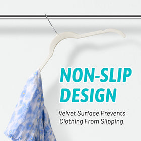 Sishynio flocked shoulders help preserve garment shape.