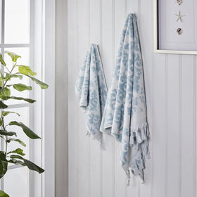 Mirage Fringe towel set in bathroom showcasing reversible colors