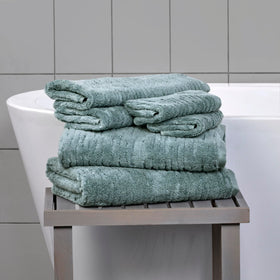 SKL Home CloudSoft towel with double-stitched hems for durability