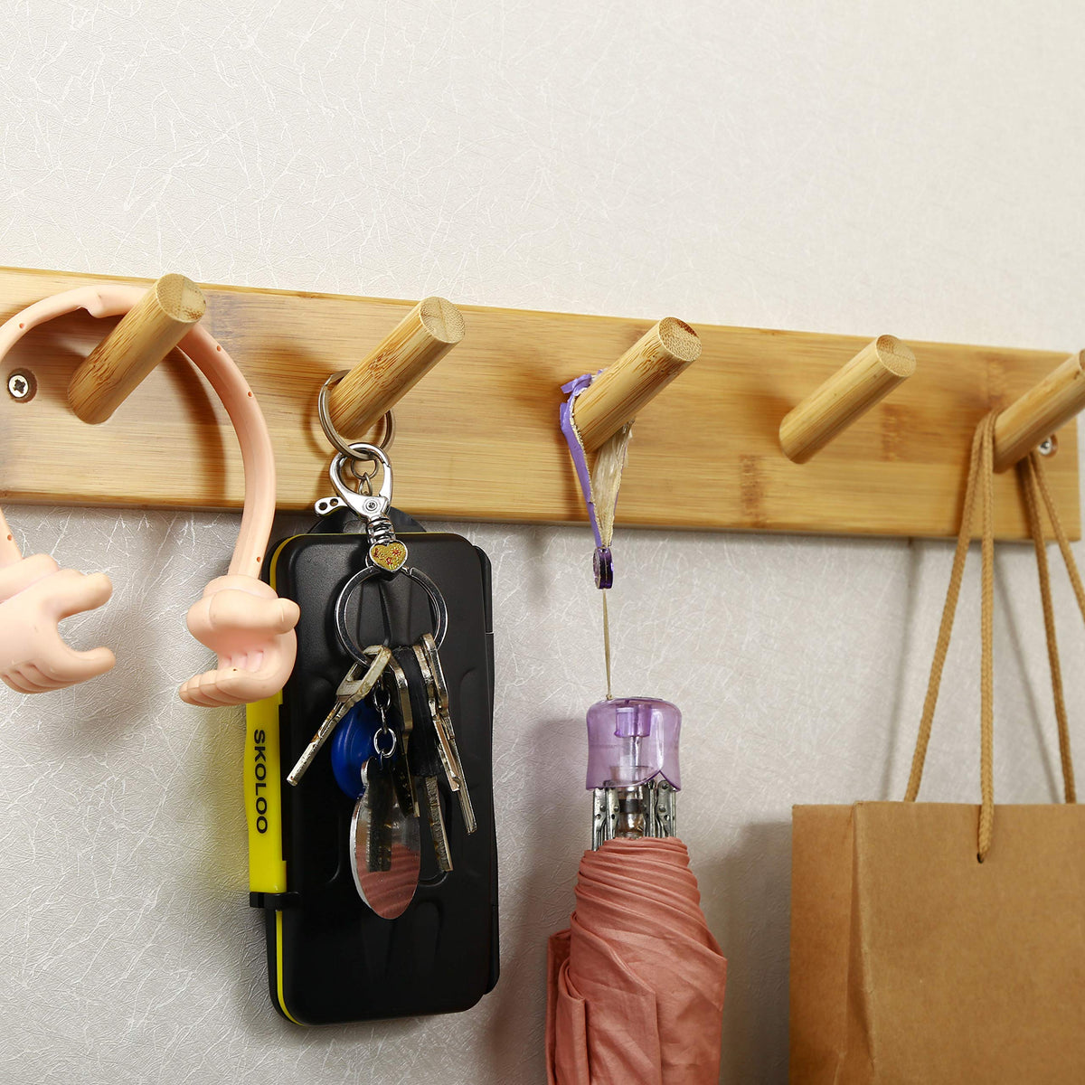 SKOLOO natural bamboo hooks offer sturdy support for coats and towels
