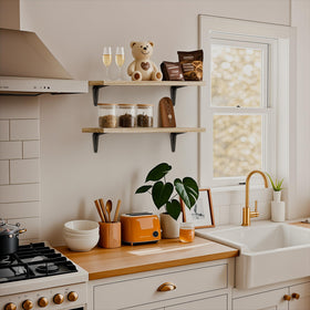 SKYSEN 6-shelf set offers versatile display and storage