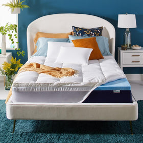 Sleep Innovations cooling gel memory foam layer supports the body for balanced relief.