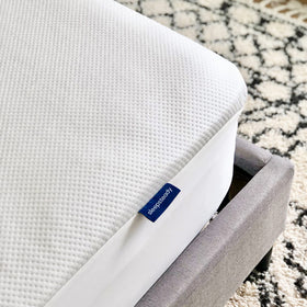 Sleepsteady king-size Tencel top layer delivers soft, breathable comfort.