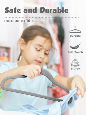 Smartor velvet hangers are lightweight yet sturdy for daily kids clothing.
