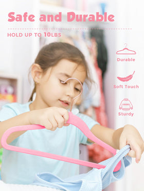 Smartor shoulder grooves keep garments in place without hanger marks.