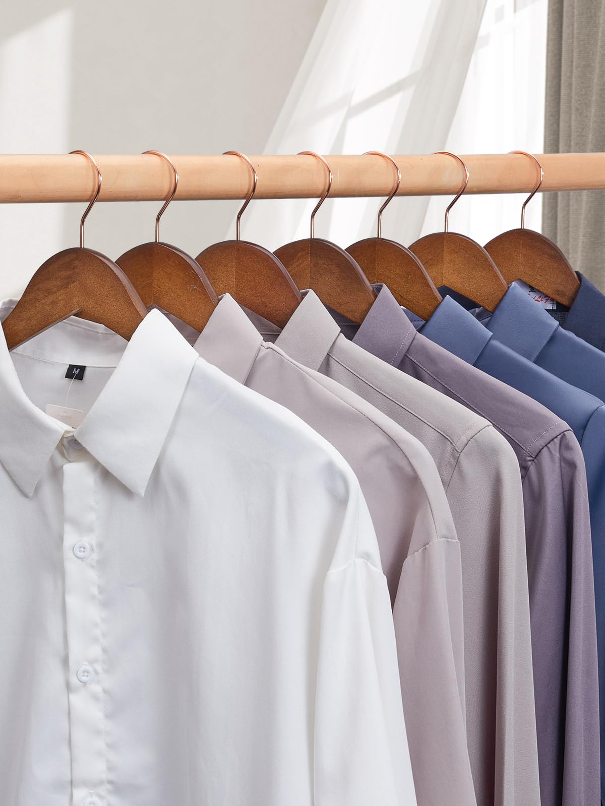Smartor durable wood construction provides long-lasting use for wardrobe staples.