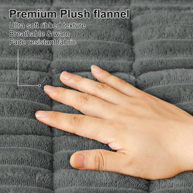 Smiry dark-grey color maintains a stylish look after washing.