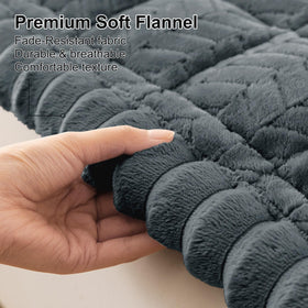 Smiry machine-washable couch cover for easy cleaning.