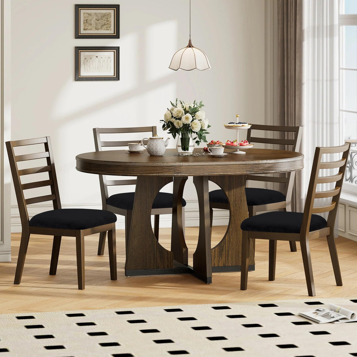Smiry seat covers protect chairs during family meals.
