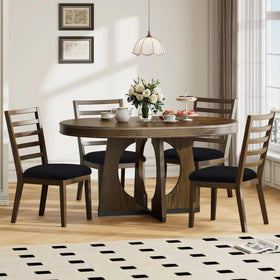 Smiry seat covers protect chairs during family meals.