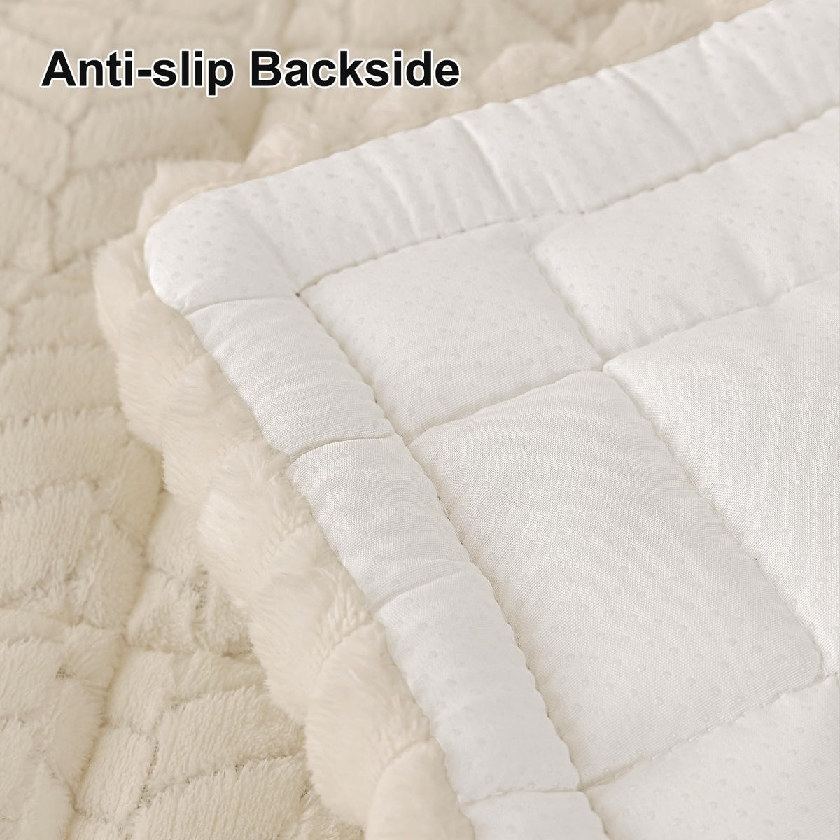 Smiry versatile cover fits sofas, windowsills, floors, and car seats.