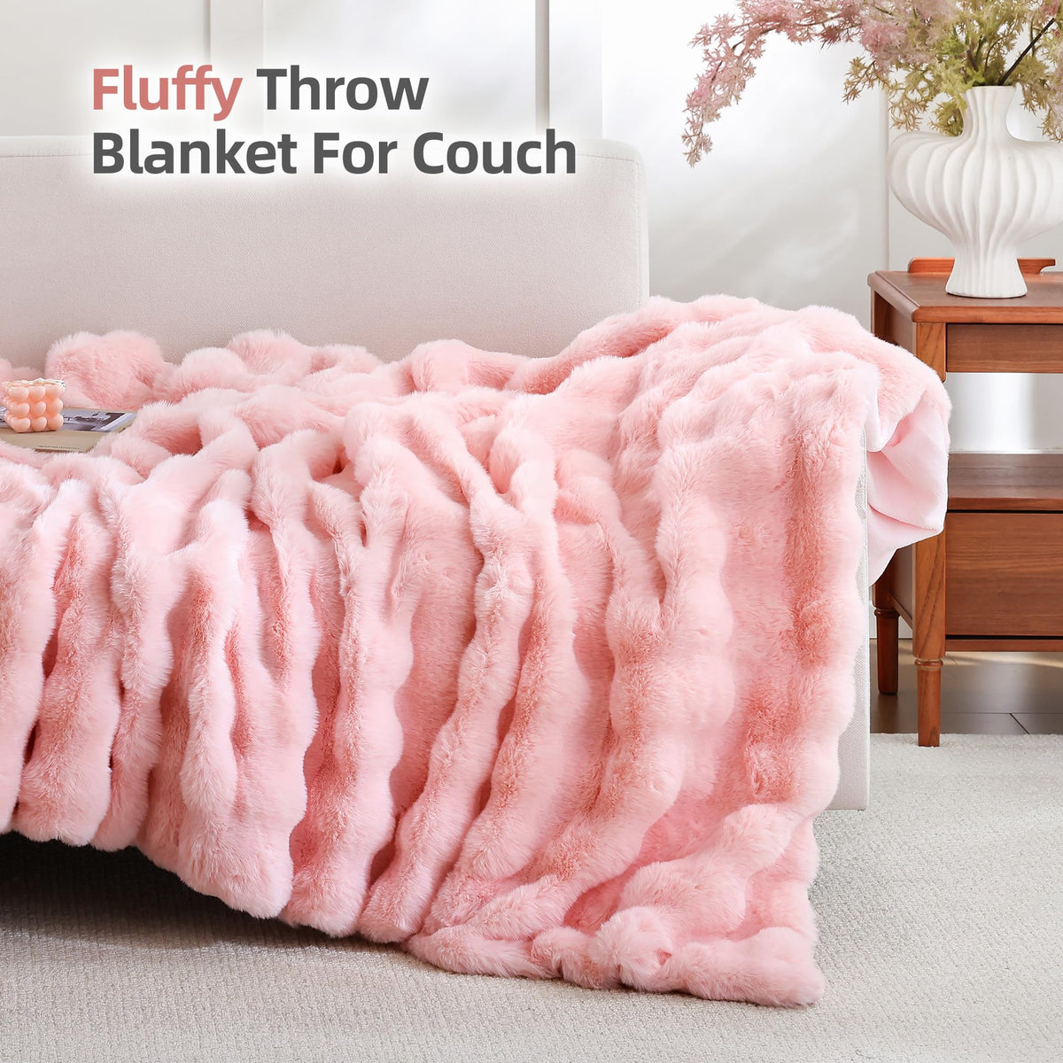 Smoofy no-shedding design keeps surfaces clean after use.