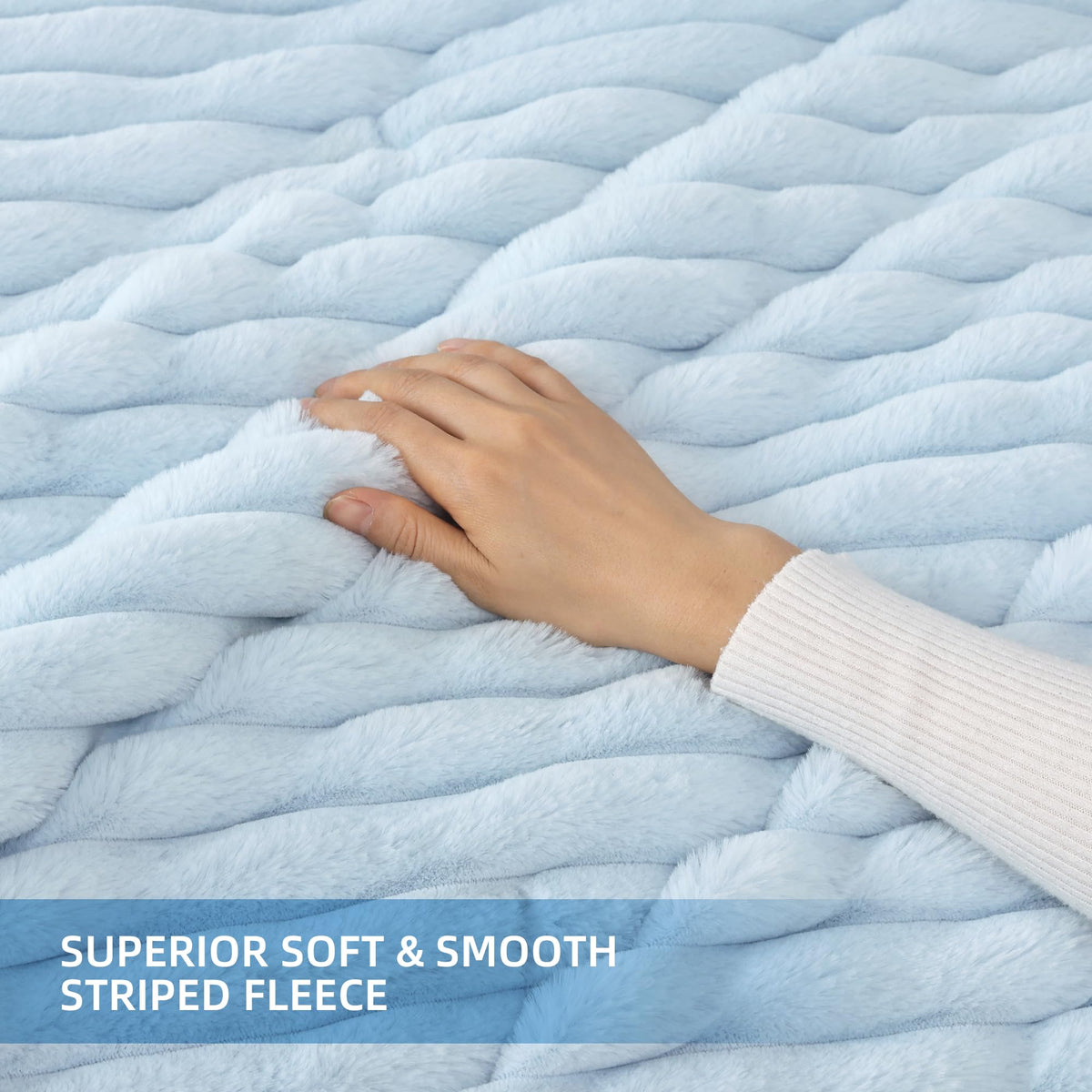 Smoofy two pillow cases included, matching light blue design for complete comfort