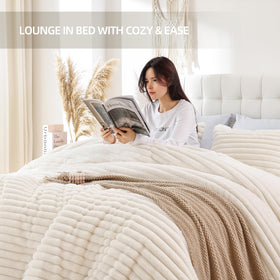 Smoofy Fluffy Queen Pillowcase set, breathable fabric for comfortable nights
