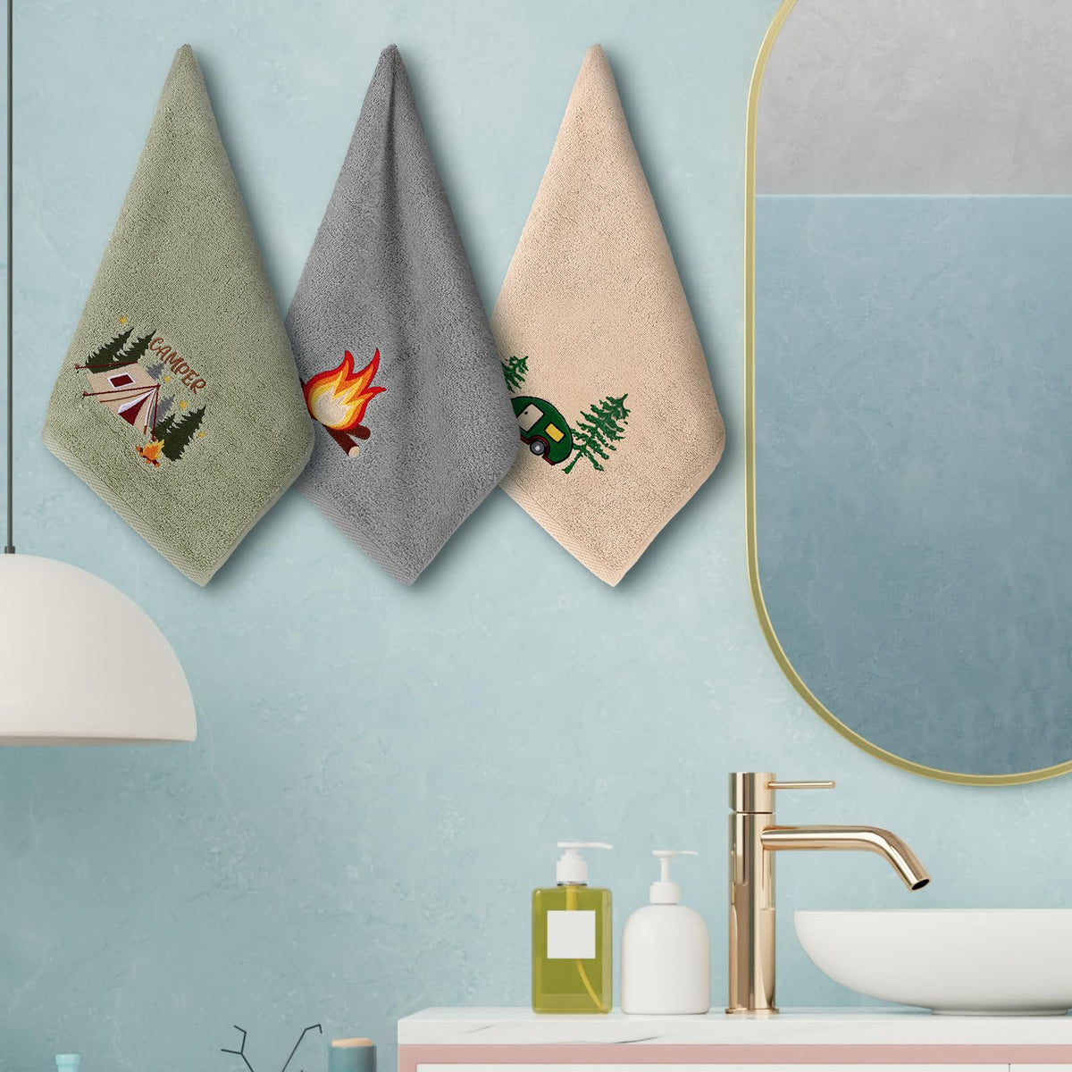 SmoothNovelty 3-piece set makes versatile bathroom and RV decor easy.