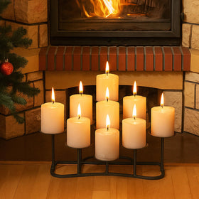 Minimalist mantel decor by Smtyle enabling seasonal garlands and baubles