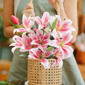 SNAIL GARDEN artificial lily bendable stem allows easy DIY bouquet customization