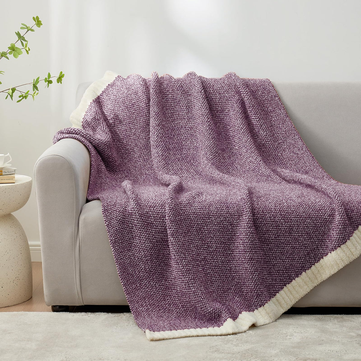 Lightweight yet warm throw ideal for sofa and bed.