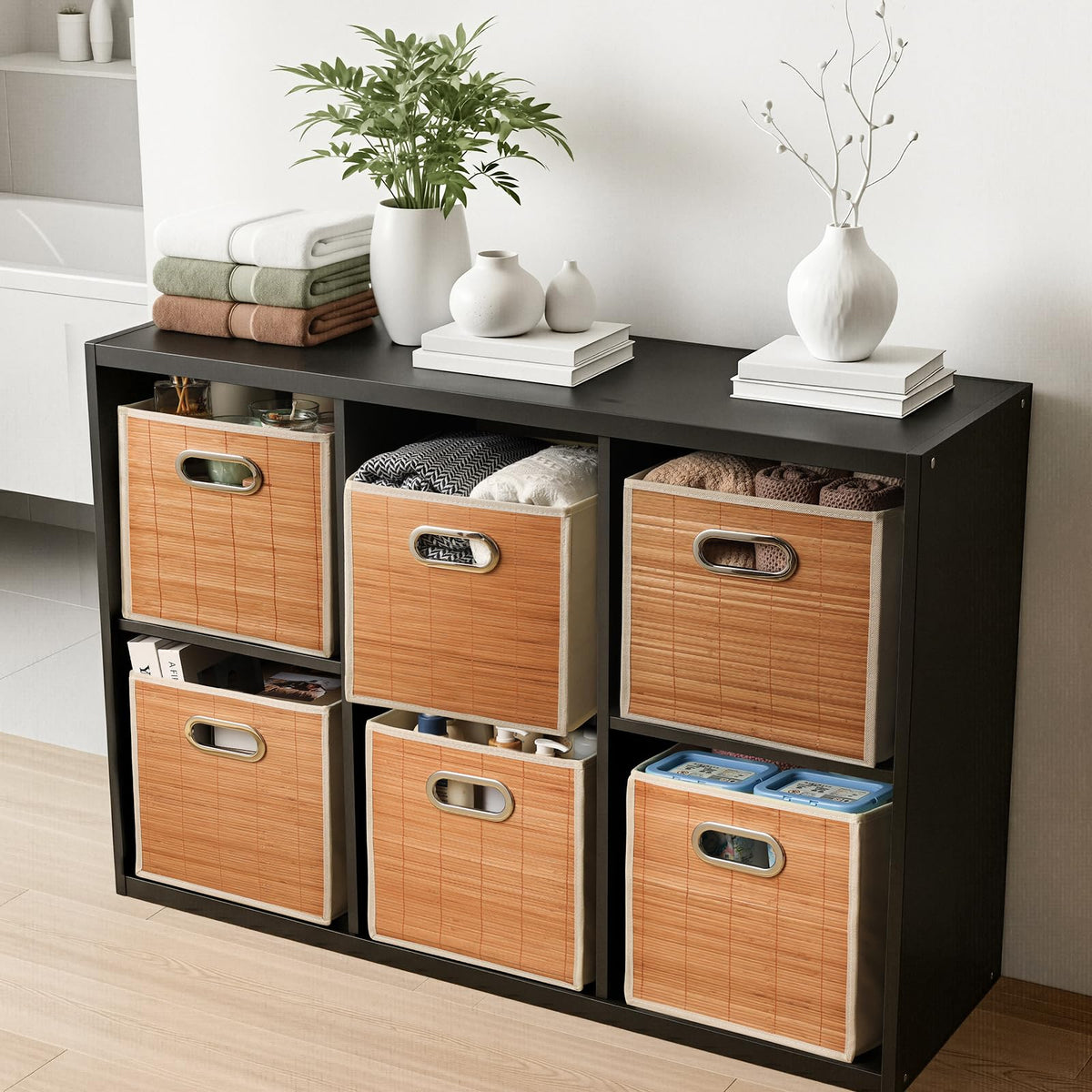Snuvid fold-flat storage design saving space when not in use.