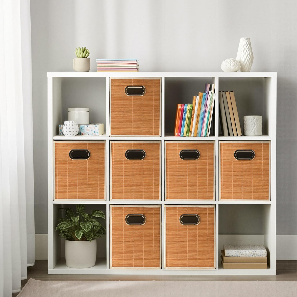 Snuvid bin with removable bottom plate for stable use.