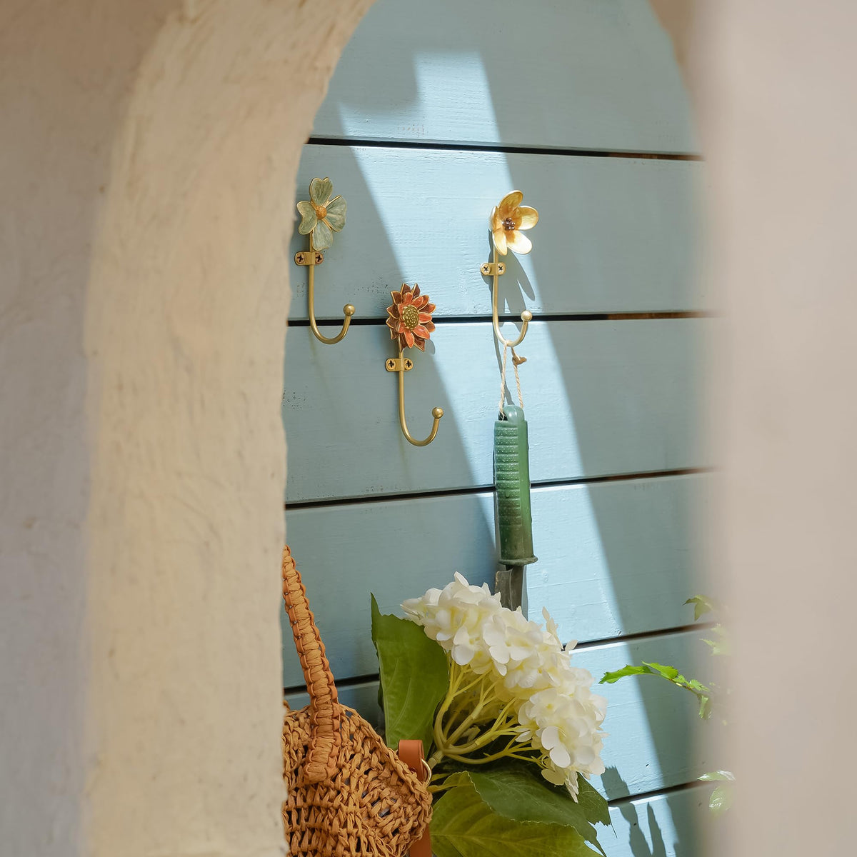 SOFFEE DESIGN floral wall hook adds French garden charm to entryways