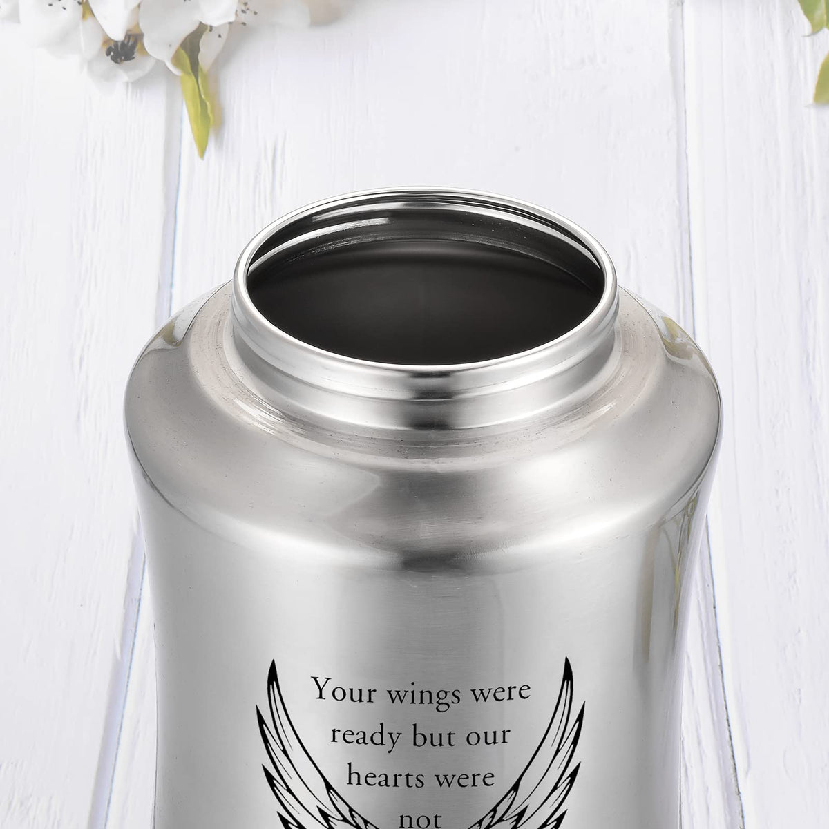 SOITIS gift-ready packaging makes a thoughtful tribute on special occasions.