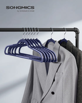 Songmics thin 0.2-inch profile hangers maximize wardrobe capacity.