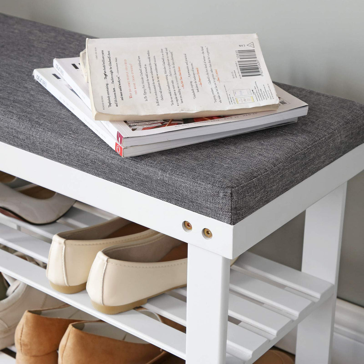 SONGMICS slate gray color option pairs with modern decor.