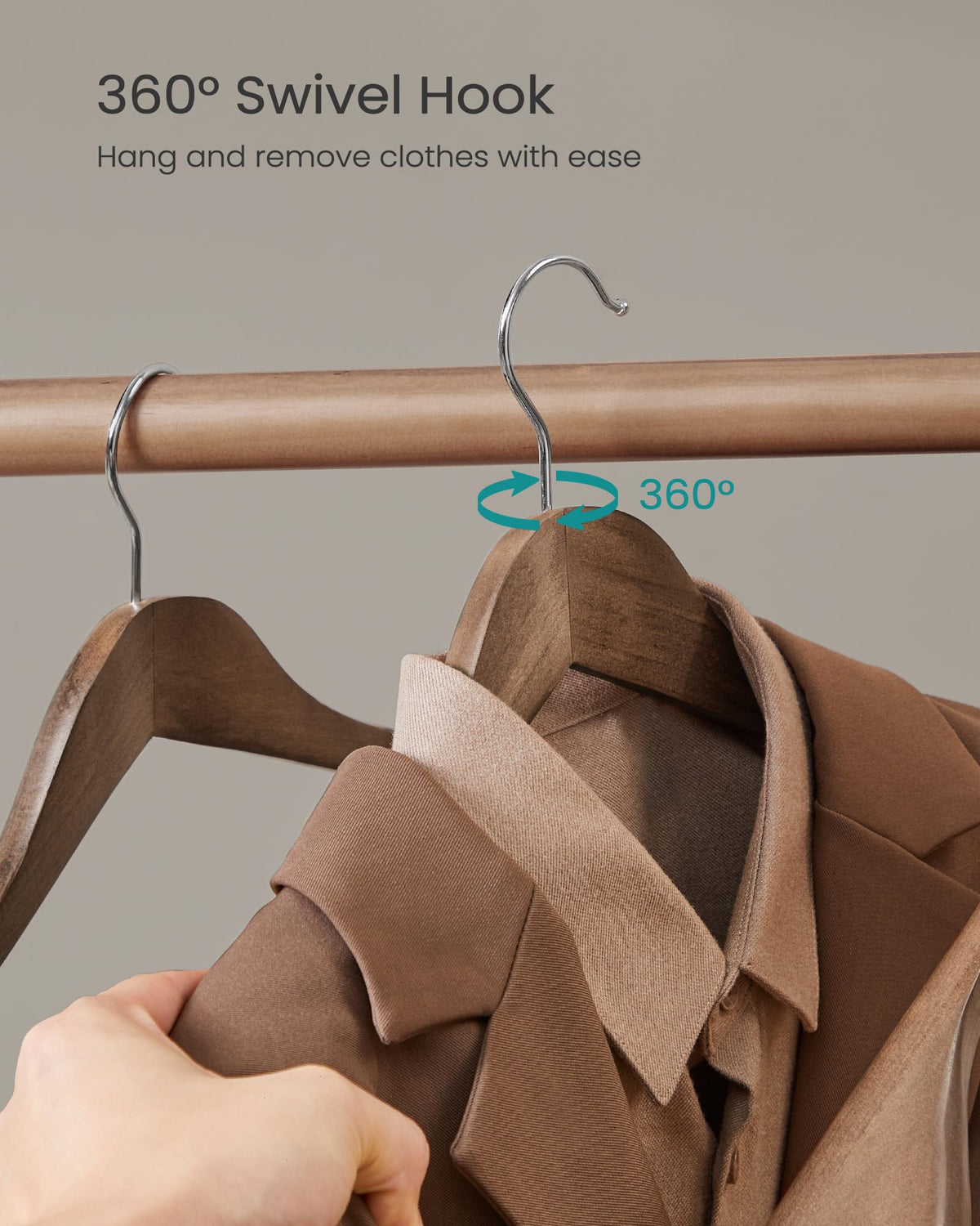 SONGMICS set of 10 hangers organizes outfits in a tidy closet