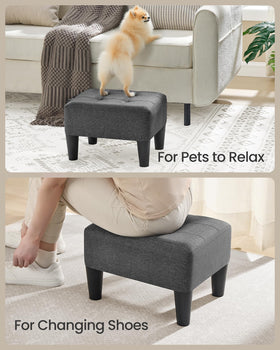 Songmics foot stool has a carrying handle for easy moving.