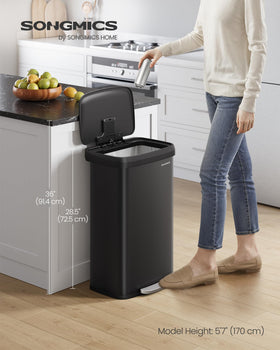 SONGMICS 21-gallon trash can step pedal for hands-free opening