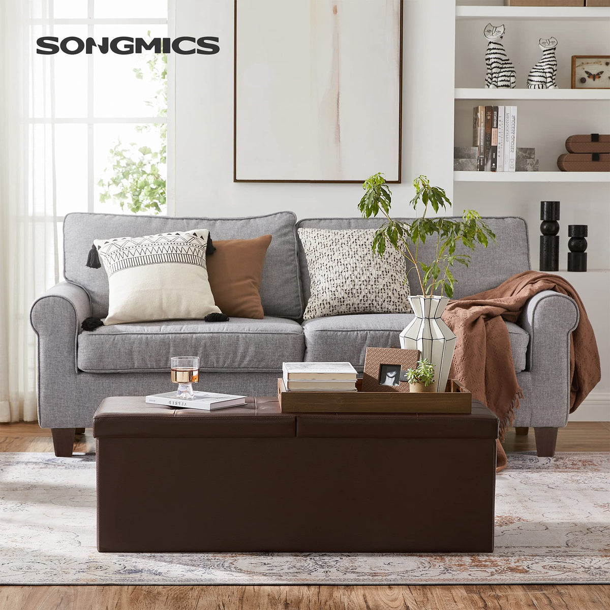 SONGMICS MAZIE iron frame support ensures durable stability.