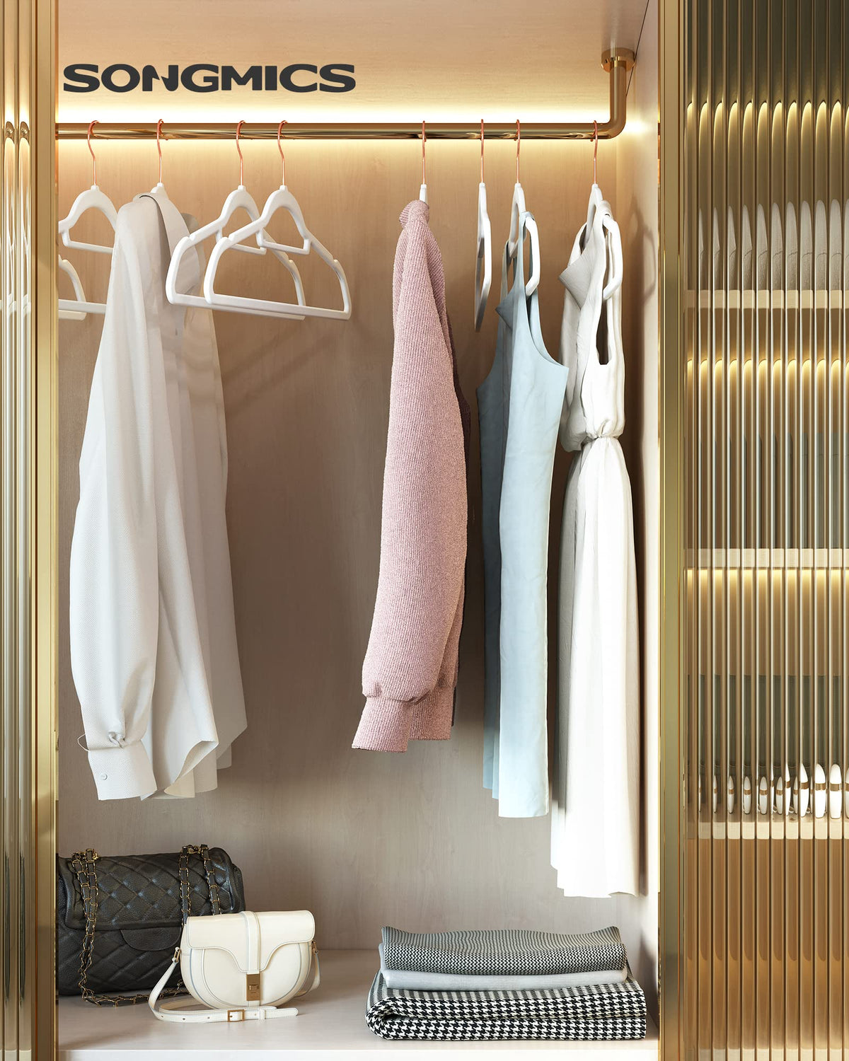 SONGMICS velvet surface prevents slips, keeping delicate fabrics in place.