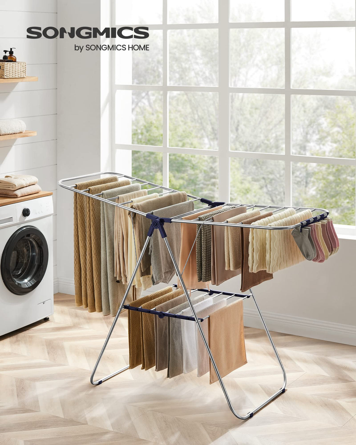 SONGMICS ULLR52BU sock clips keep small garments secure during drying.