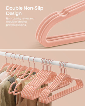 SONGMICS velvet hangers non-slip texture prevents clothes from sliding