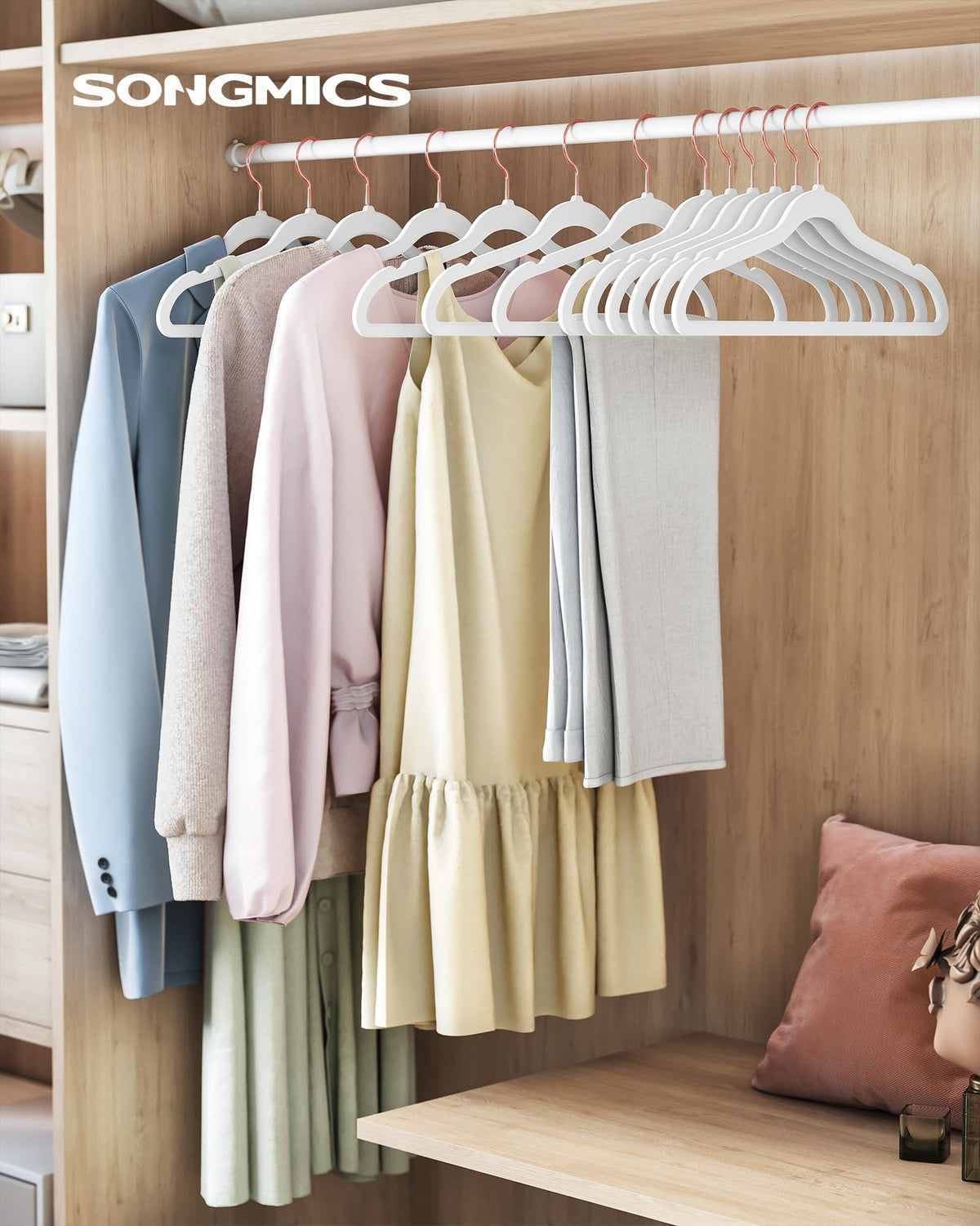 SongMICS velvet non-slip finish keeps tops securely in place