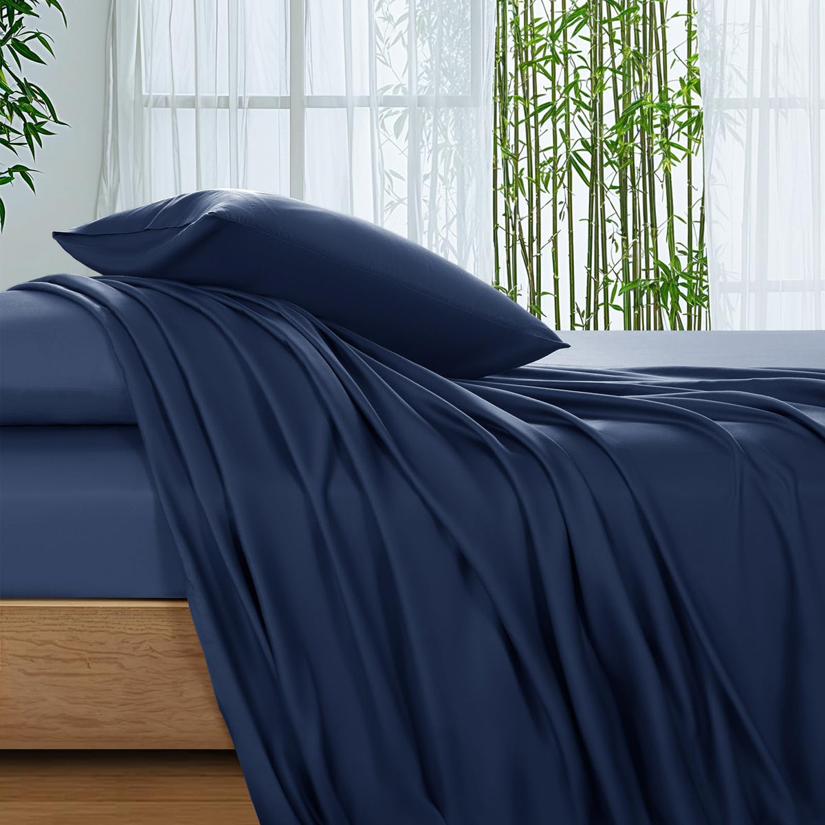 SONORO KATE bamboo sheets queen flat lay shows silky texture and hotel-grade finish.