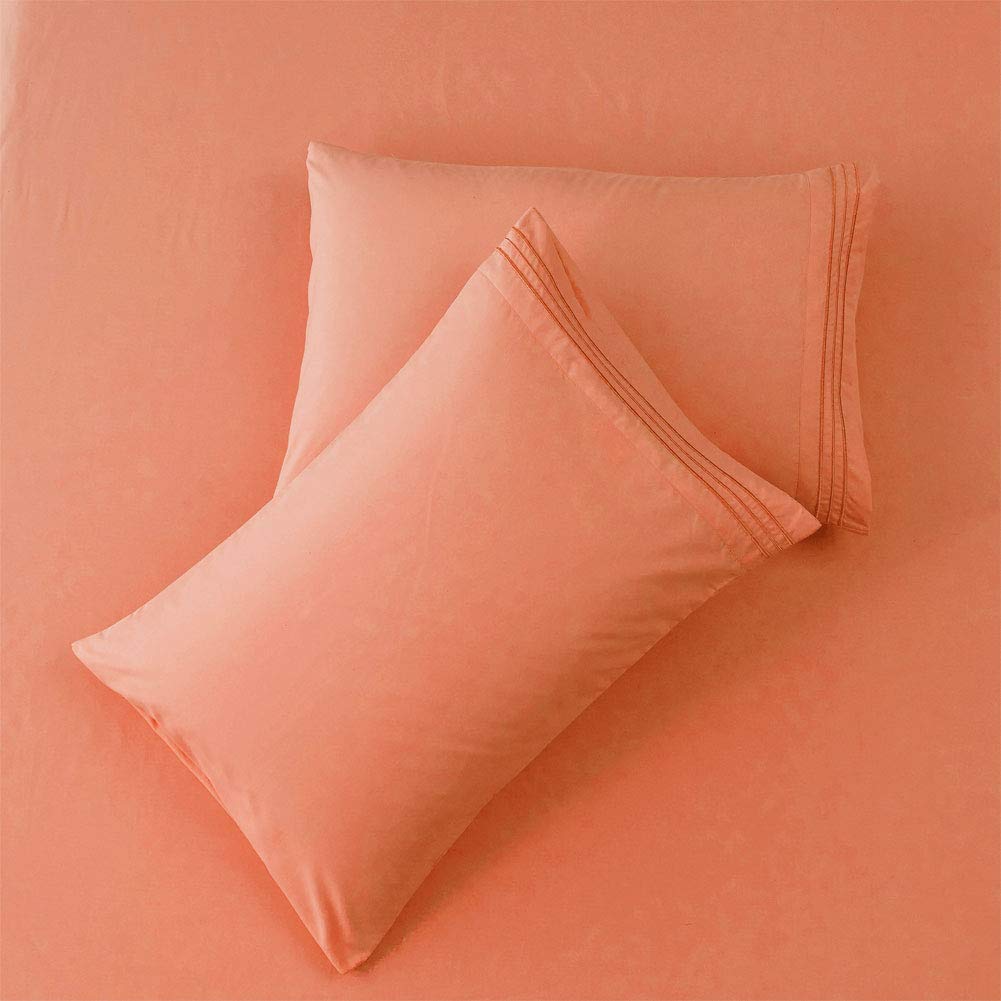 SONORO KATE embroidery-detail adds subtle style to your bed.