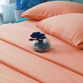 SONORO KATE coral pillowcases offer soft surfaces and easy care.