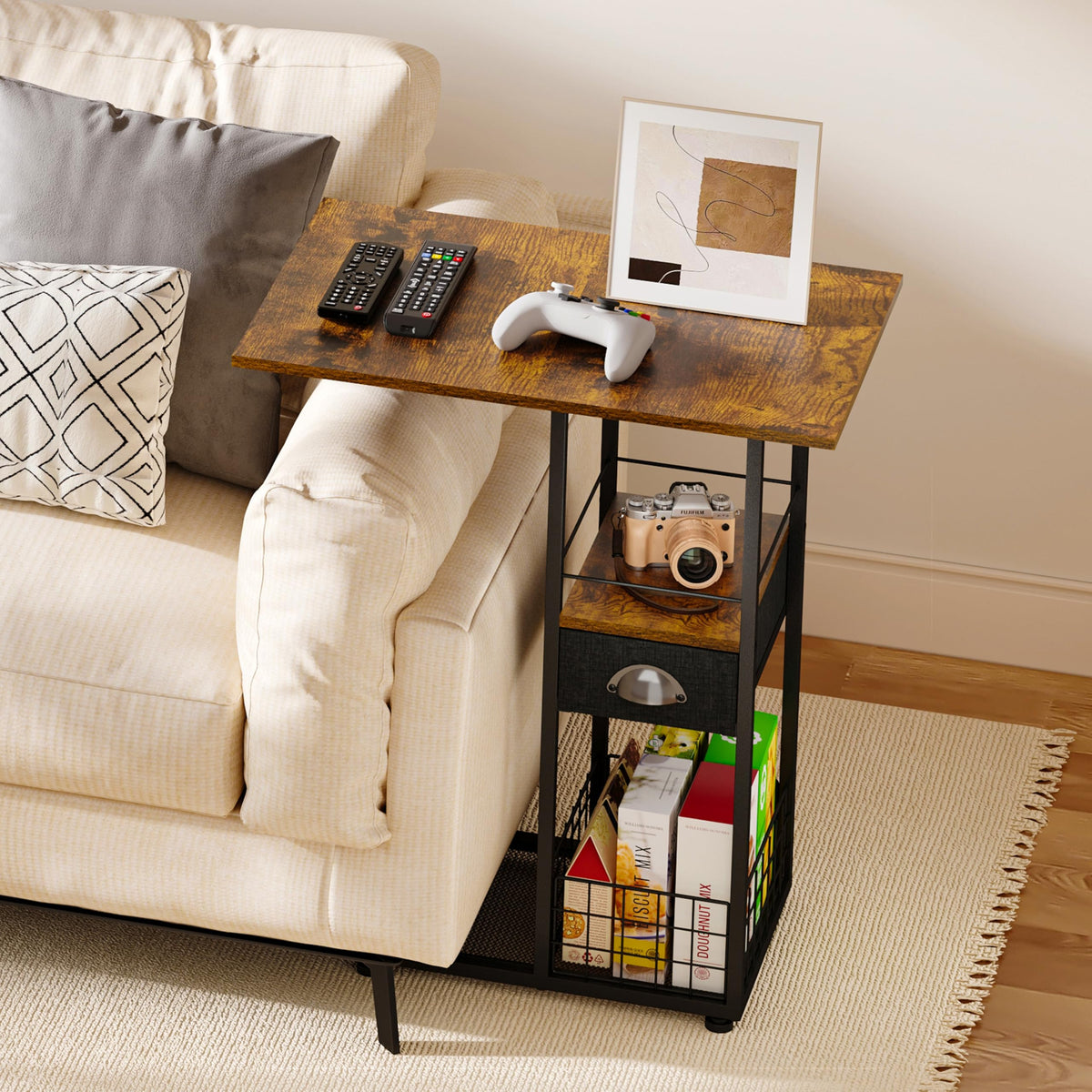 Sonyabecca metal frame provides sturdy support and lasting durability.