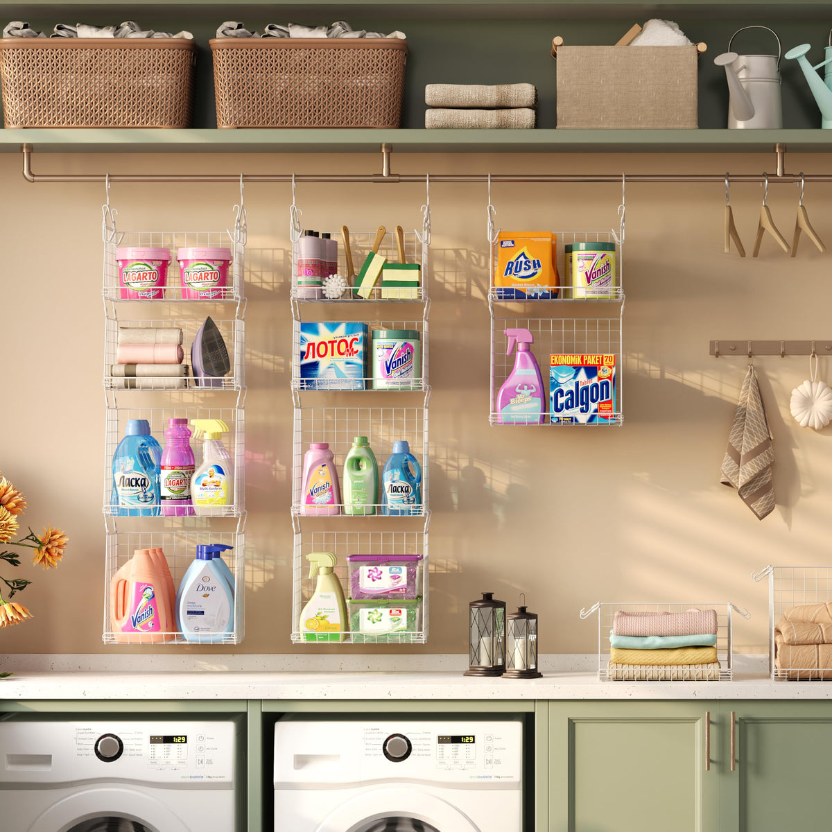 Sonyabecca two extended-height baskets boost total capacity.